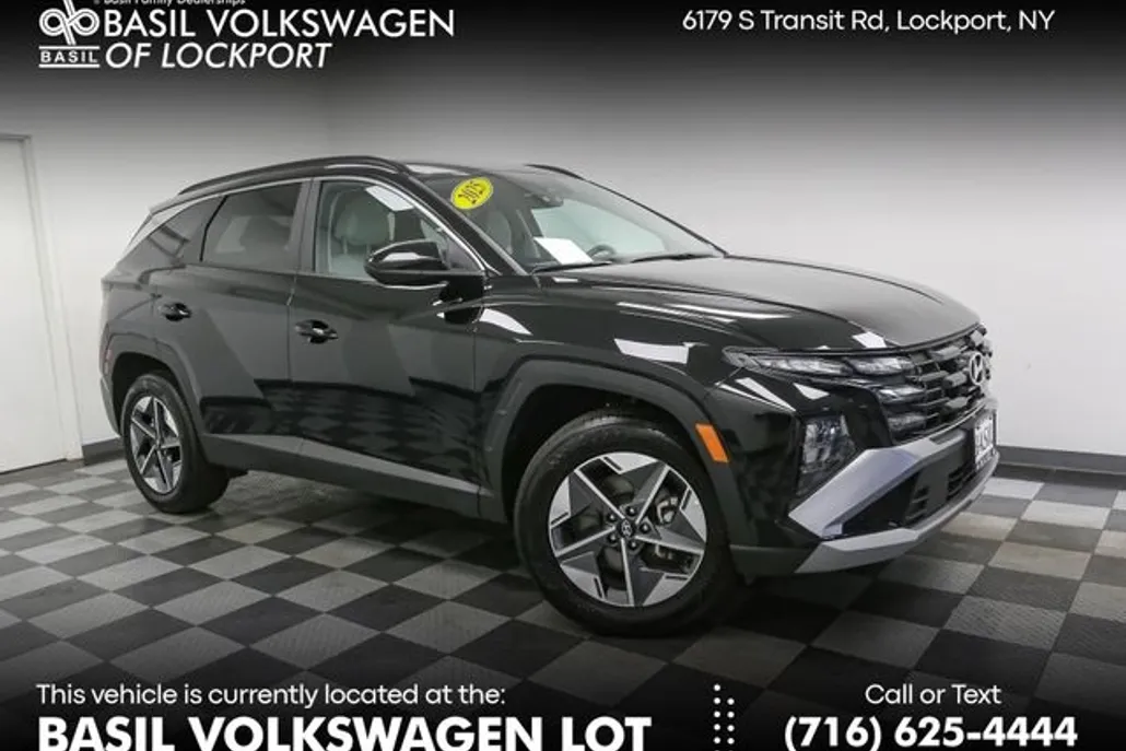 2025 Hyundai Tucson SEL photo 1