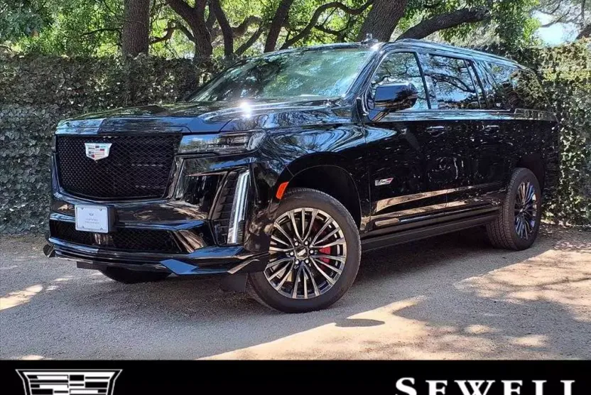 2024 Cadillac Escalade ESV V-Series photo 1