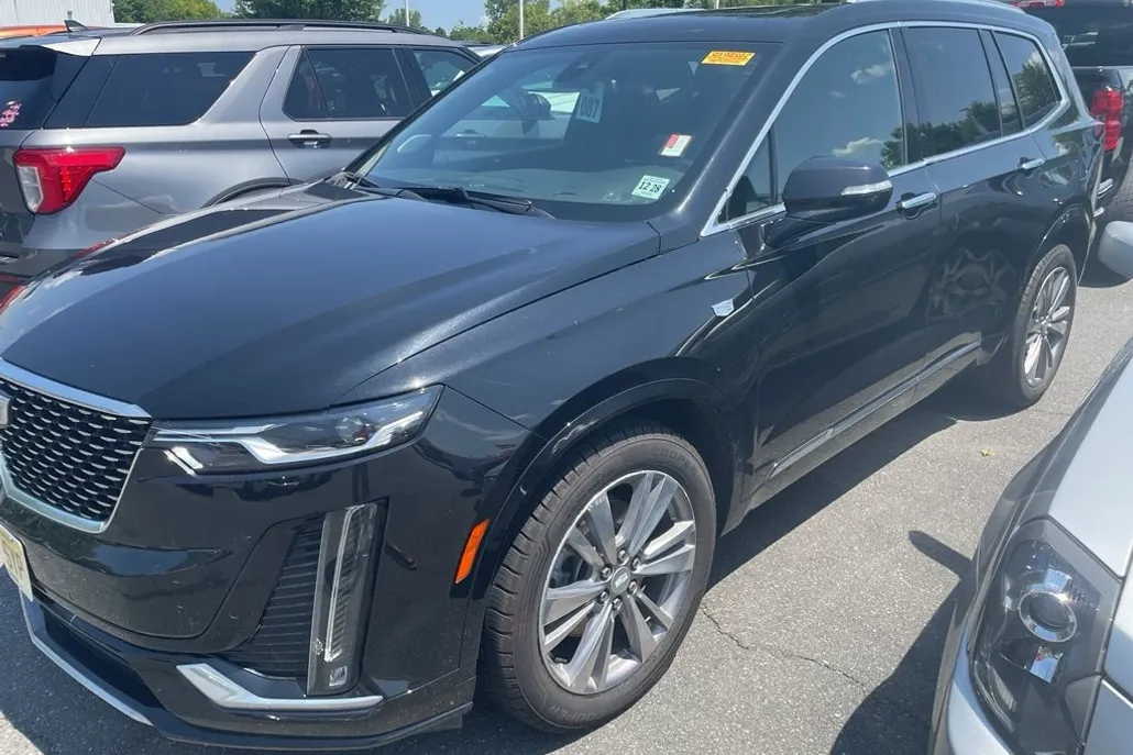 2023 Cadillac XT6 Premium Luxury photo 1