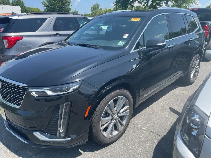 2023 Cadillac XT6 Premium Luxury photo 1