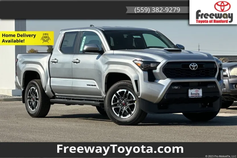2025 Toyota Tacoma TRD Sport 4x4 Double Cab photo 1