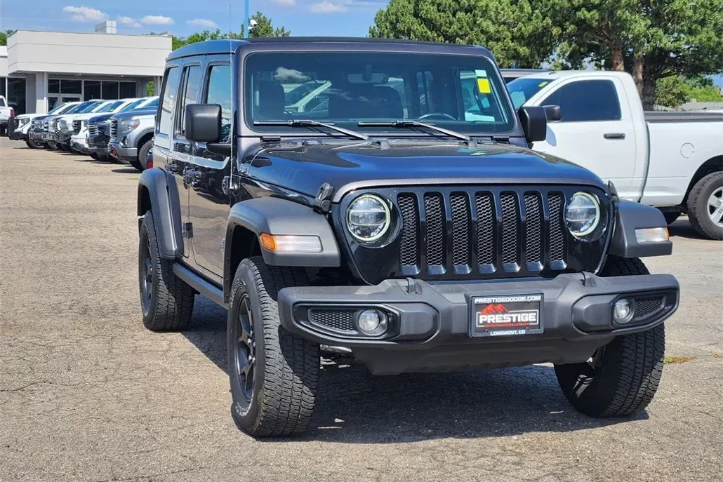 2021 Jeep Wrangler Unlimited Willys photo 1