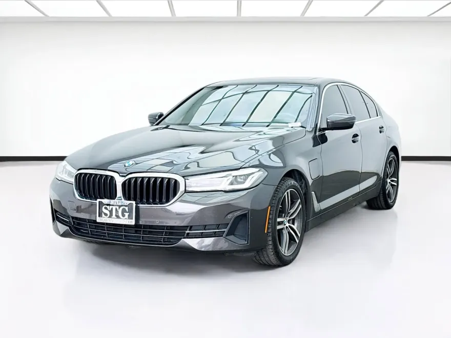 2021 Bmw 530e photo 1