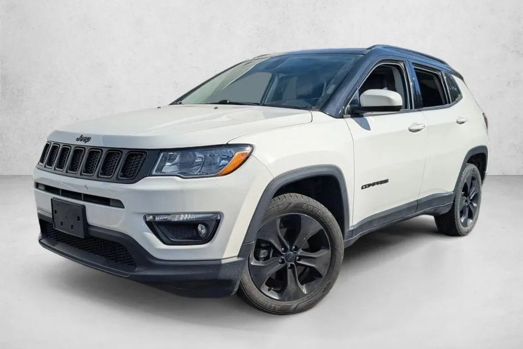 2019 Jeep Compass Latitude photo 1