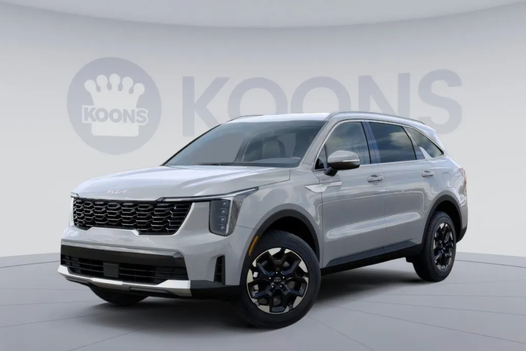 2025 Kia Sorento S photo 1