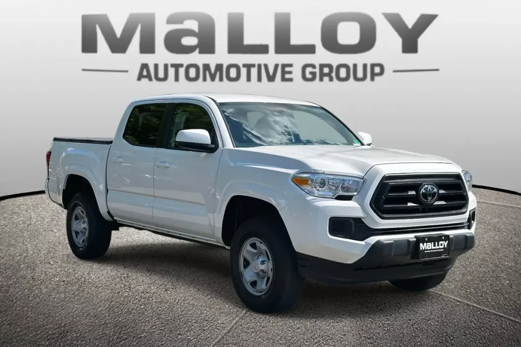 2022 Toyota Tacoma SR photo 1