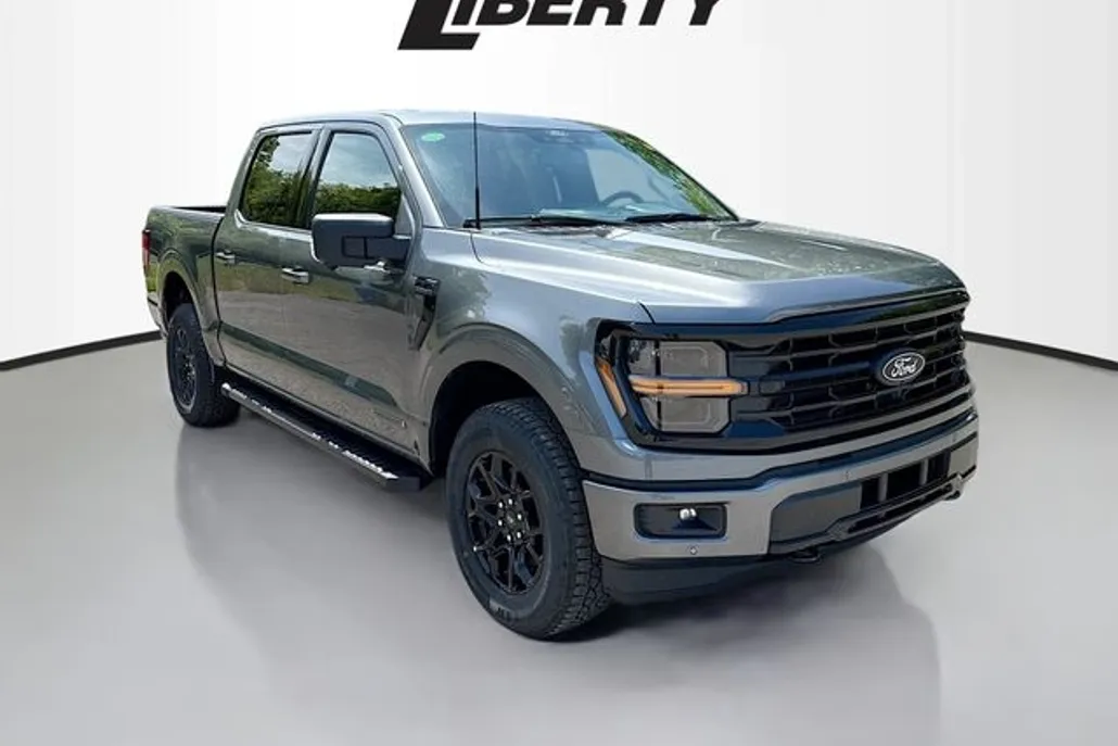 2025 Ford F-150 XLT photo 1