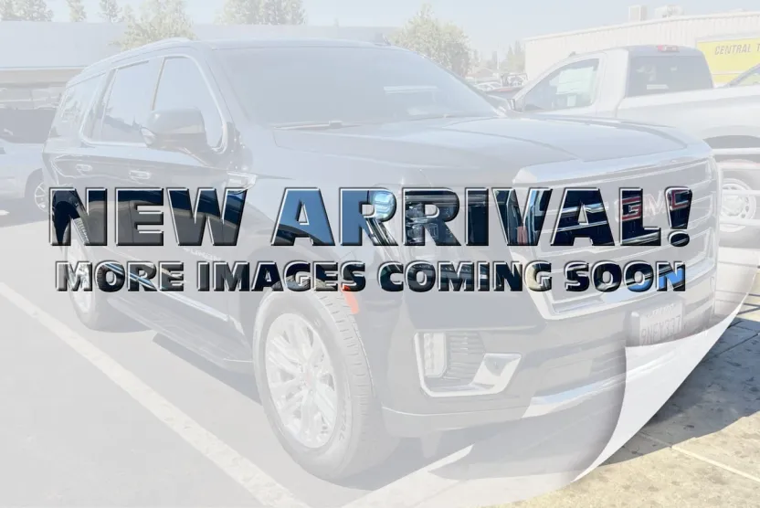 2024 Gmc Yukon SLT photo 1