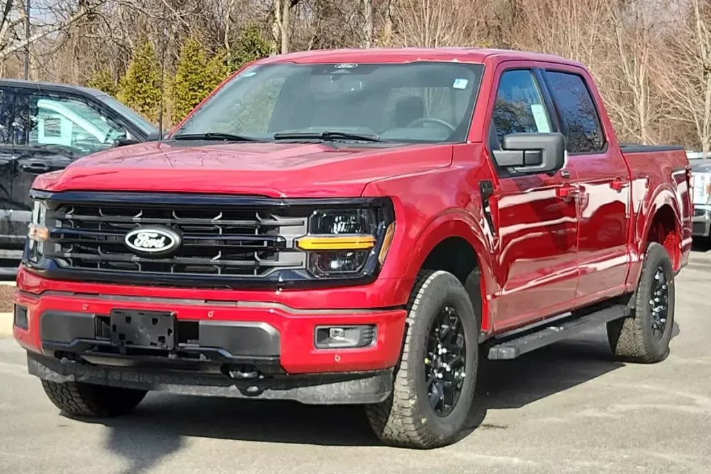 2025 Ford F-150 XLT photo 1