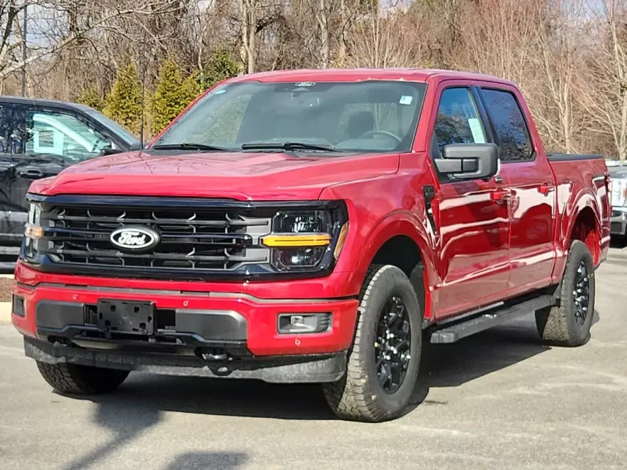 2025 Ford F-150 XLT photo 1