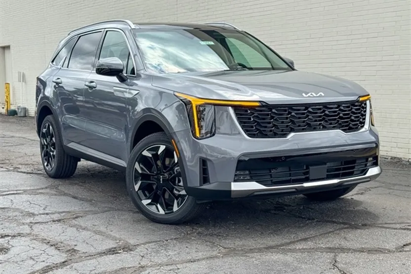 2025 Kia Sorento EX photo 1