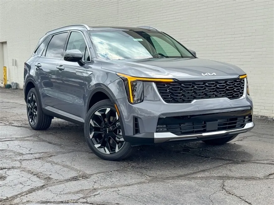 2025 Kia Sorento EX photo 1