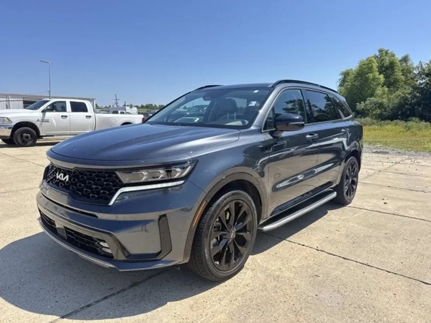 2022 Kia Sorento SX photo 1