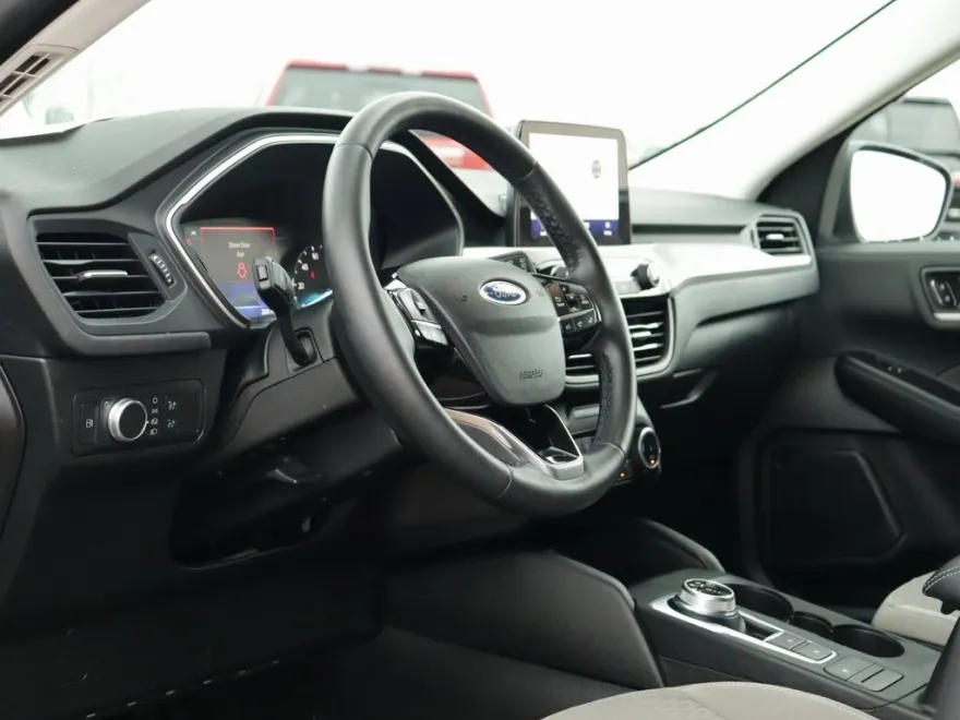 2022 Ford Escape SE Hybrid photo 1