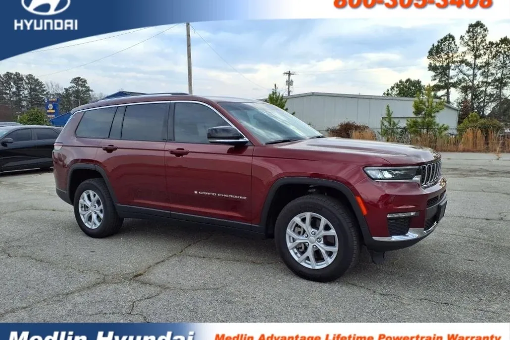 2023 Jeep Grand Cherokee Limited photo 1