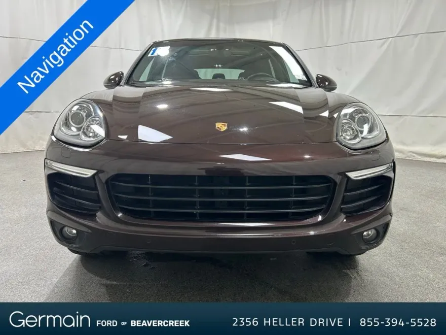 2017 Porsche Cayenne Base photo 1
