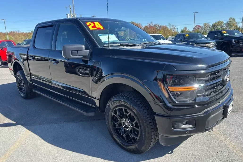 2024 Ford F-150 XLT photo 1