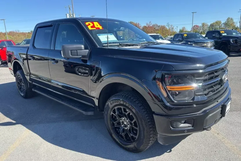 2024 Ford F-150 XLT photo 1