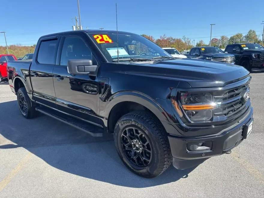 2024 Ford F-150 XLT photo 1