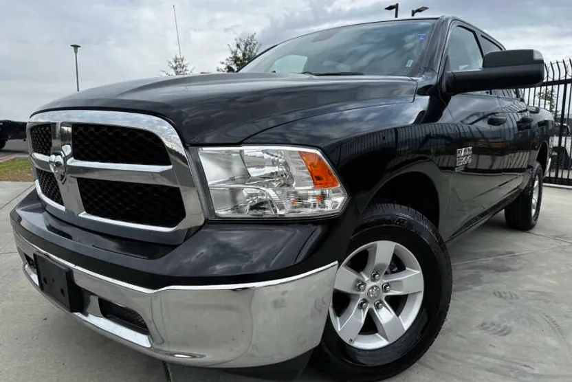 2023 Ram 1500 Classic SLT photo 1