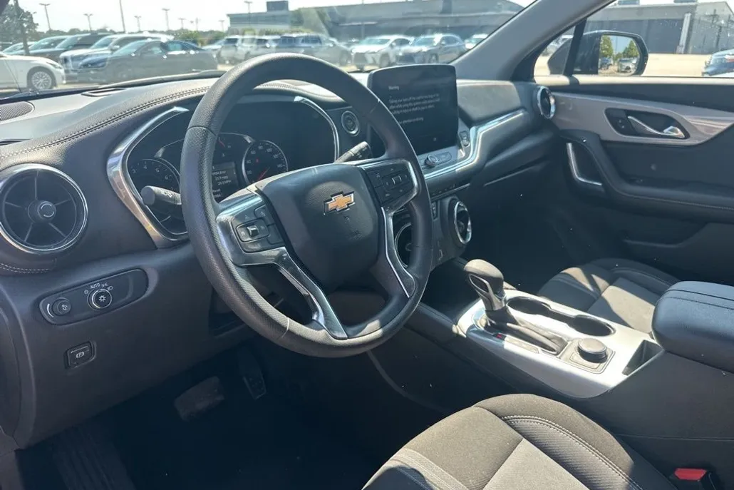 2023 Chevrolet Blazer 2LT photo 1