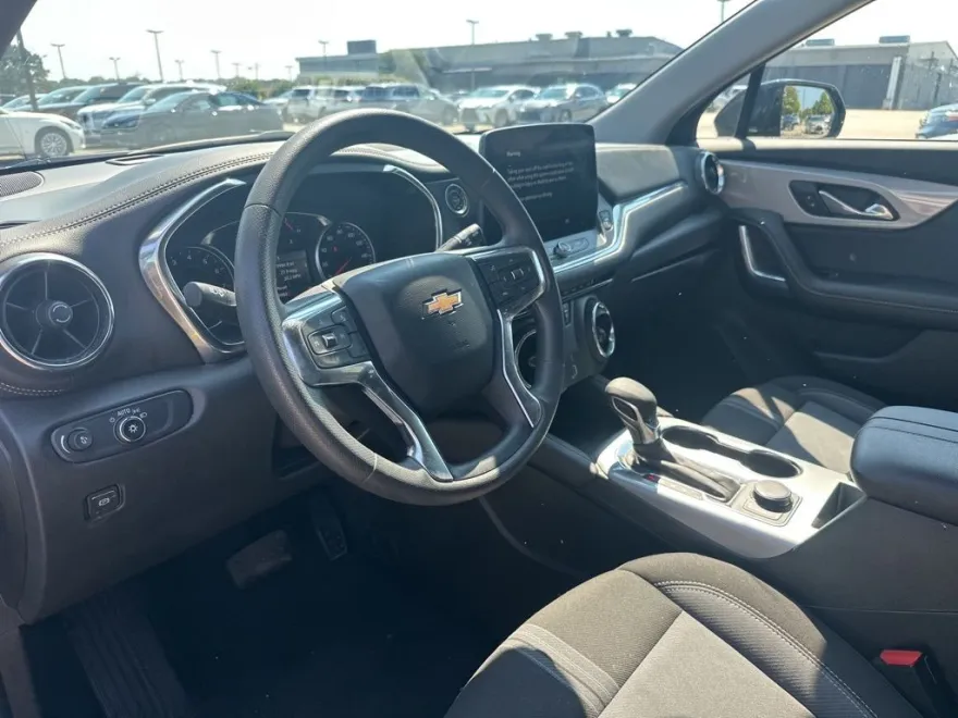 2023 Chevrolet Blazer 2LT photo 1