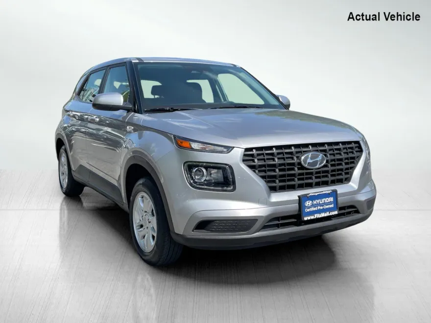 2024 Hyundai Venue SE photo 1
