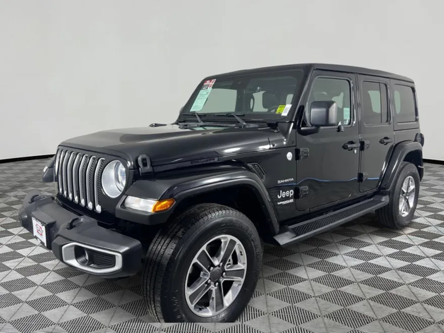 2021 Jeep Wrangler Unlimited Sahara photo 1