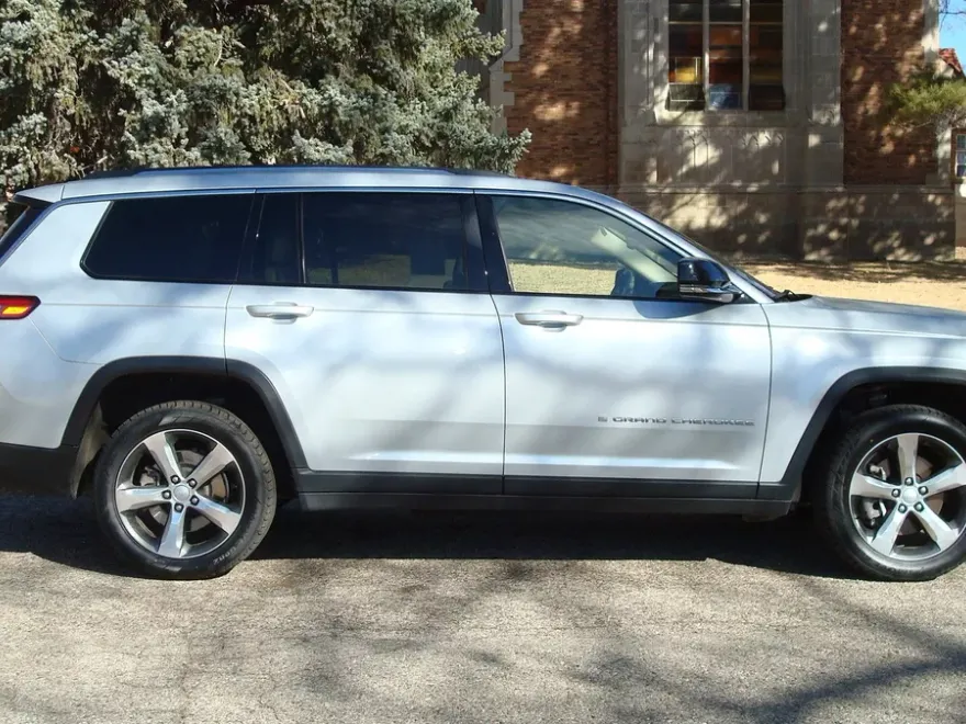 2021 Jeep Grand Cherokee Limited photo 1