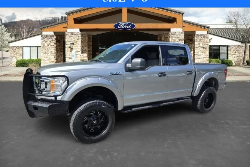 2020 Ford F-150 XLT photo 1