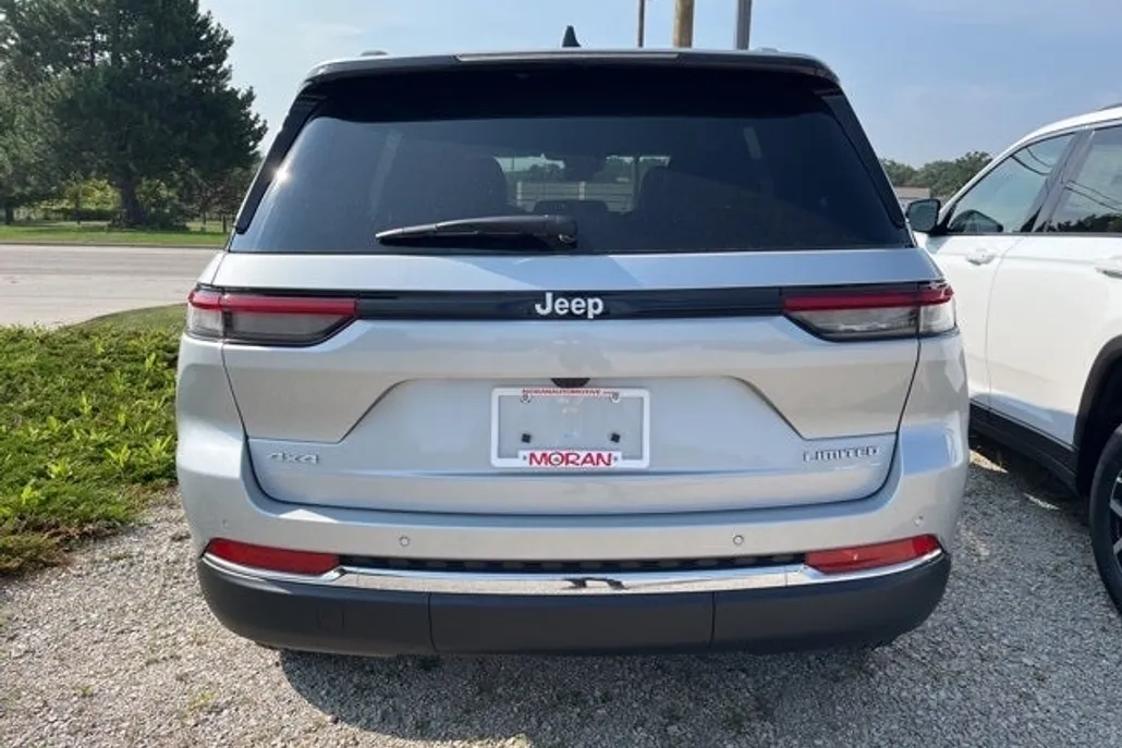2025 Jeep Grand Cherokee Limited photo 1