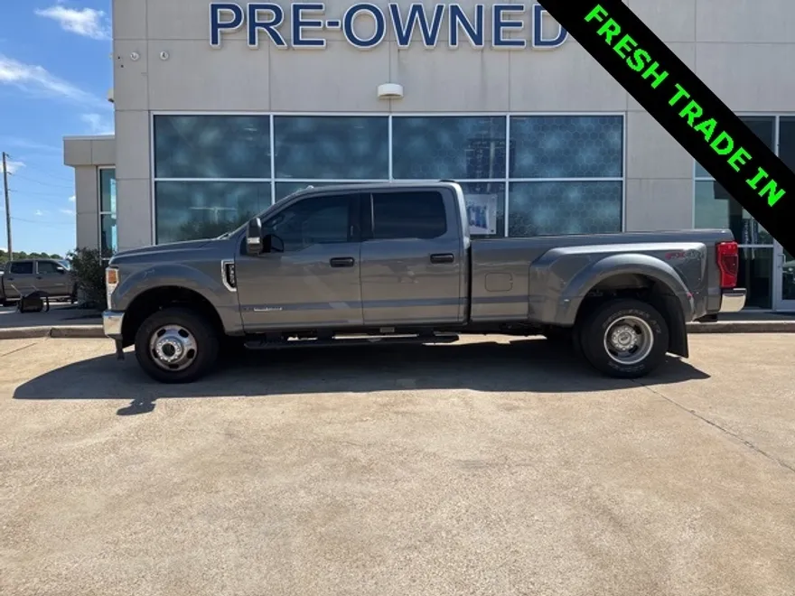 2022 Ford F-350 photo 1