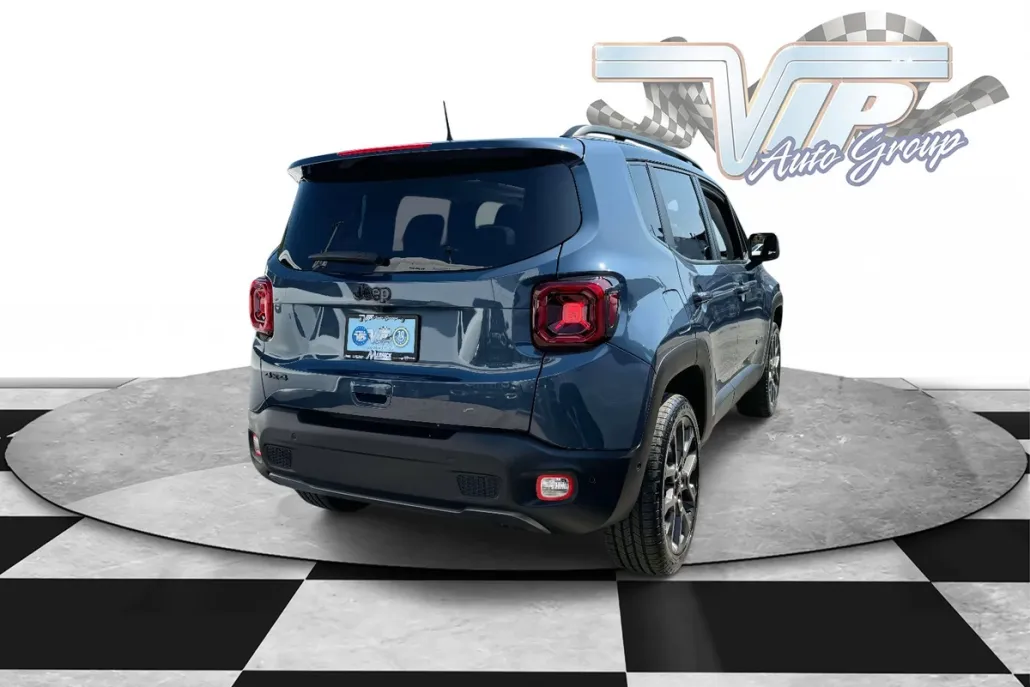 2023 Jeep Renegade Limited photo 1