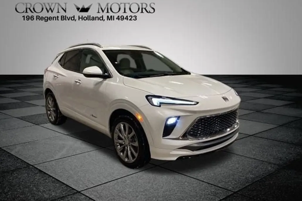 2025 Buick Encore GX Avenir photo 1