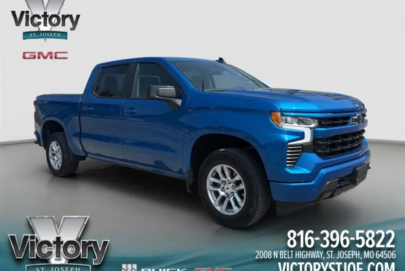 2022 Chevrolet Silverado RST photo 1