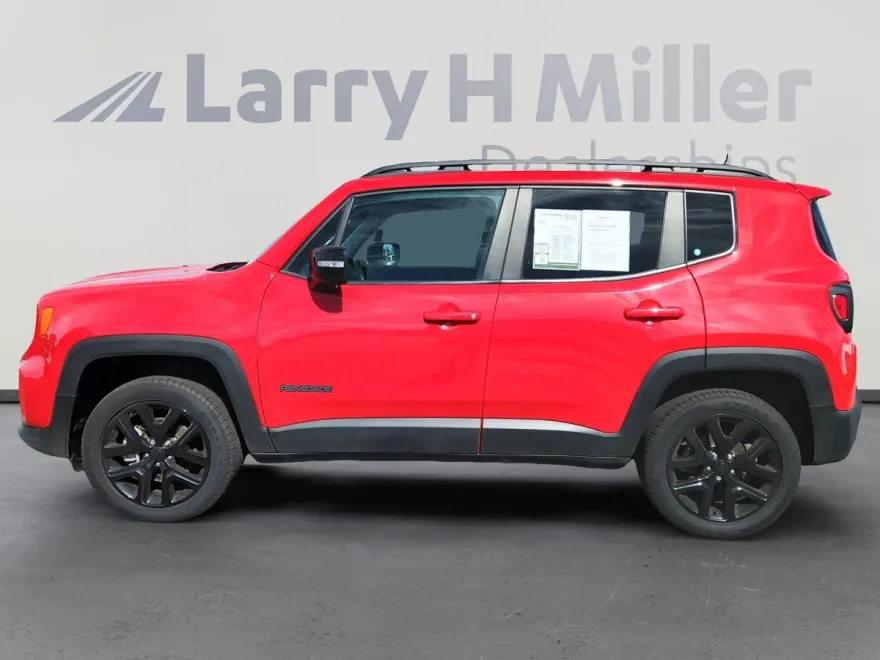 2023 Jeep Renegade Latitude photo 1