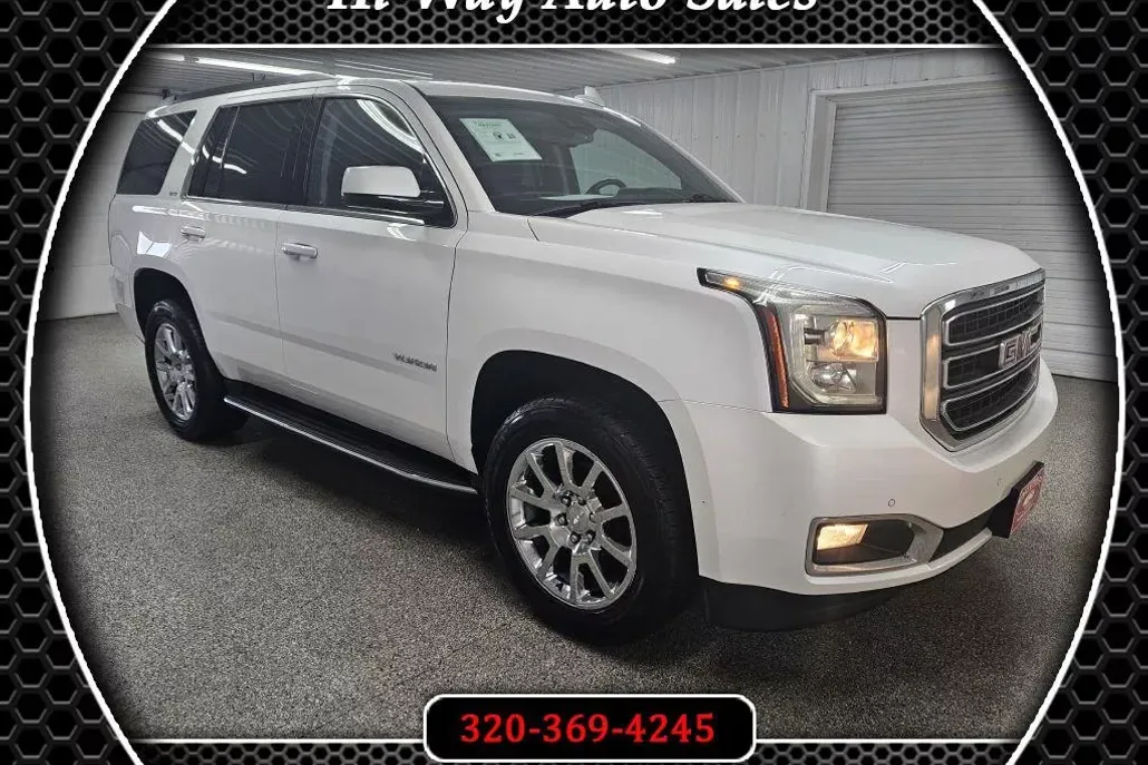 2017 Gmc Yukon SLT photo 1