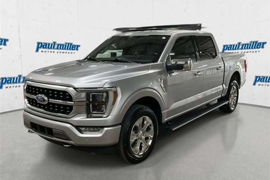 2022 Ford F-150 Platinum photo 1