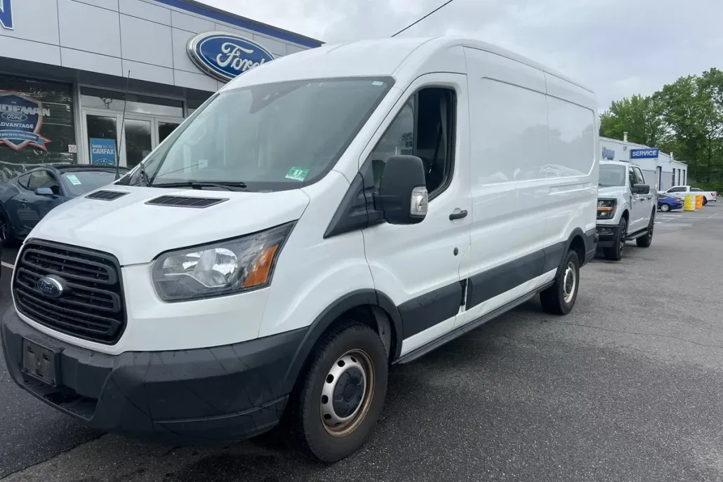 2019 Ford Transit photo 1