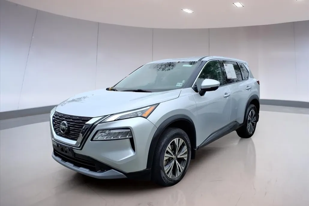 2021 Nissan Rogue SV photo 1