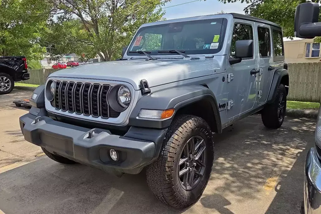 2024 Jeep Wrangler Sport S photo 1