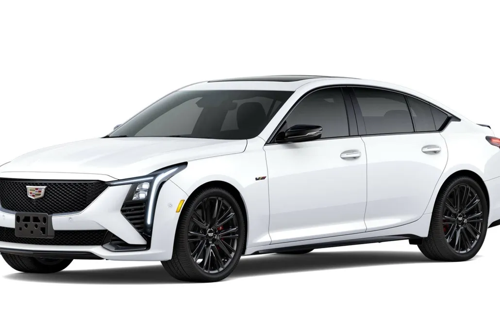 2025 Cadillac CT5 V photo 1