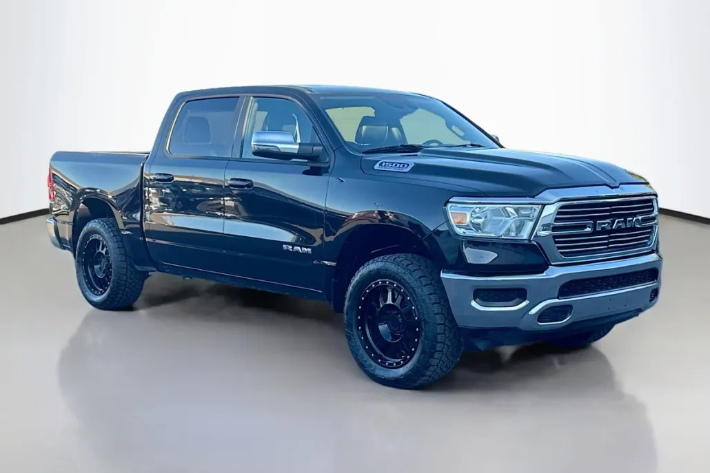 2024 Ram 1500 Laramie photo 1