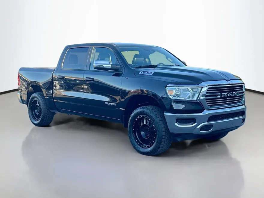 2024 Ram 1500 Laramie photo 1