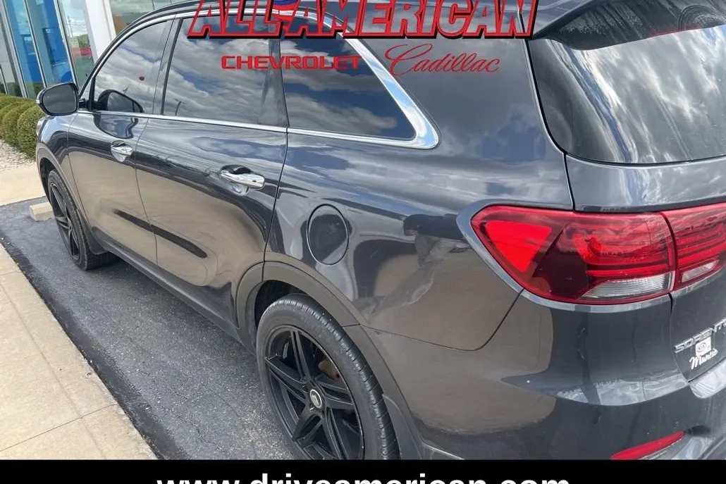2019 Kia Sorento LX S photo 1