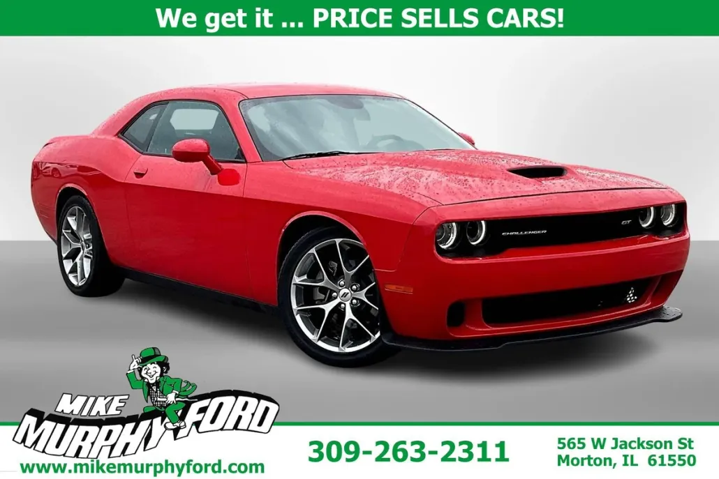 2022 Dodge Challenger GT photo 1