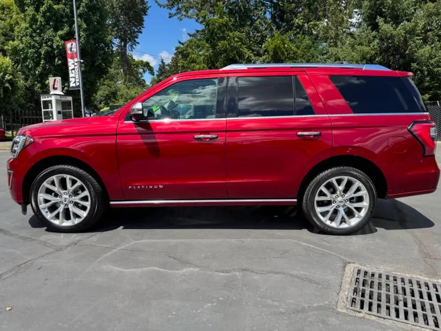 2019 Ford Expedition Platinum photo 1