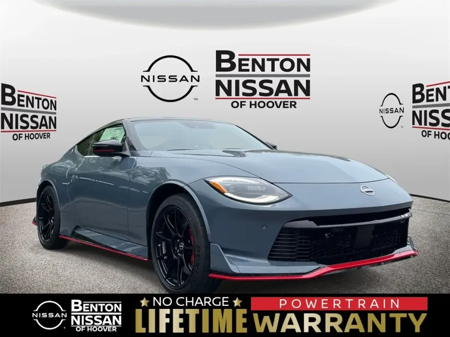 2025 Nissan Z Nismo photo 1