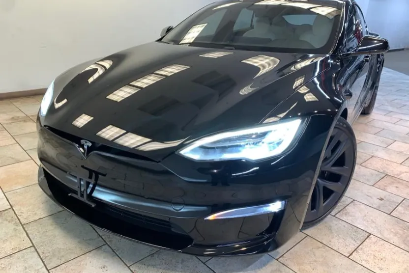 2021 Tesla Model S Long Range AWD photo 1