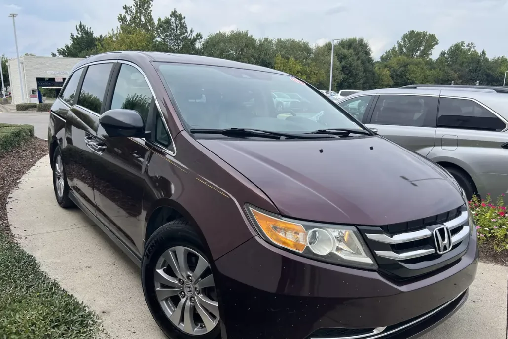 2015 Honda Odyssey EX-L photo 1